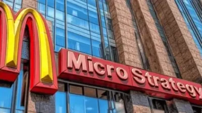 MicroStrategy Owns Nearly Half a Million Bitcoin — But What Does the Company Actually Do?